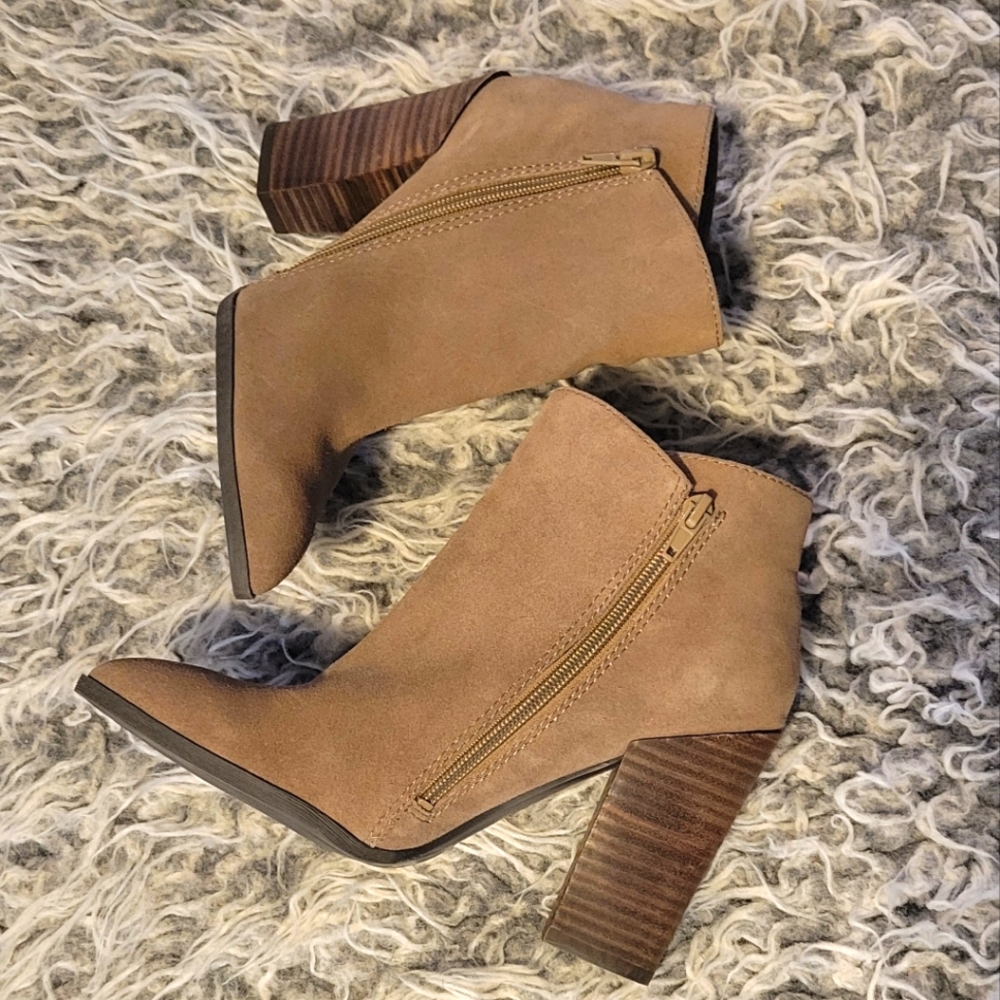 Guess suede booties